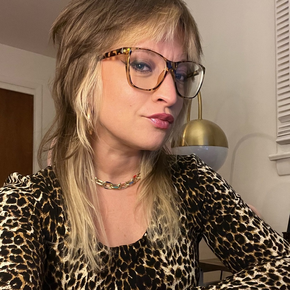 Meet your Posher, Marissa